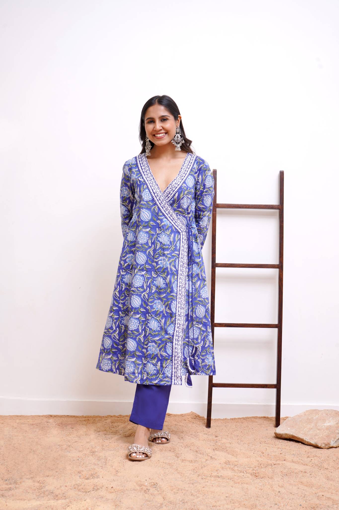 What is the difference between Kurti and Kurta? - Quora